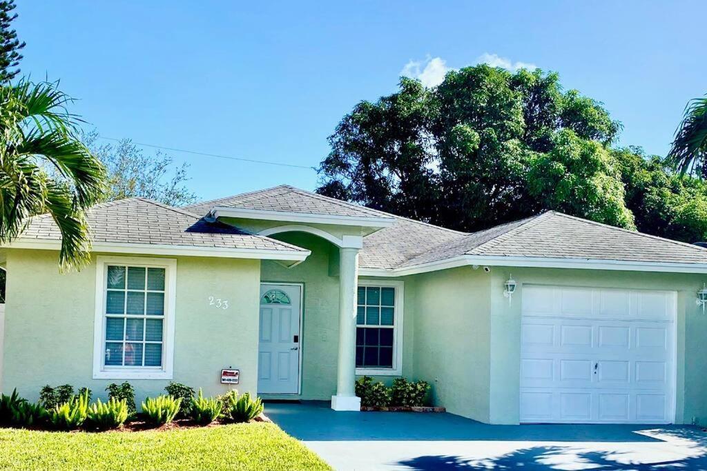 Spacious Home Near Downtown & The Beach Delray Beach Buitenkant foto