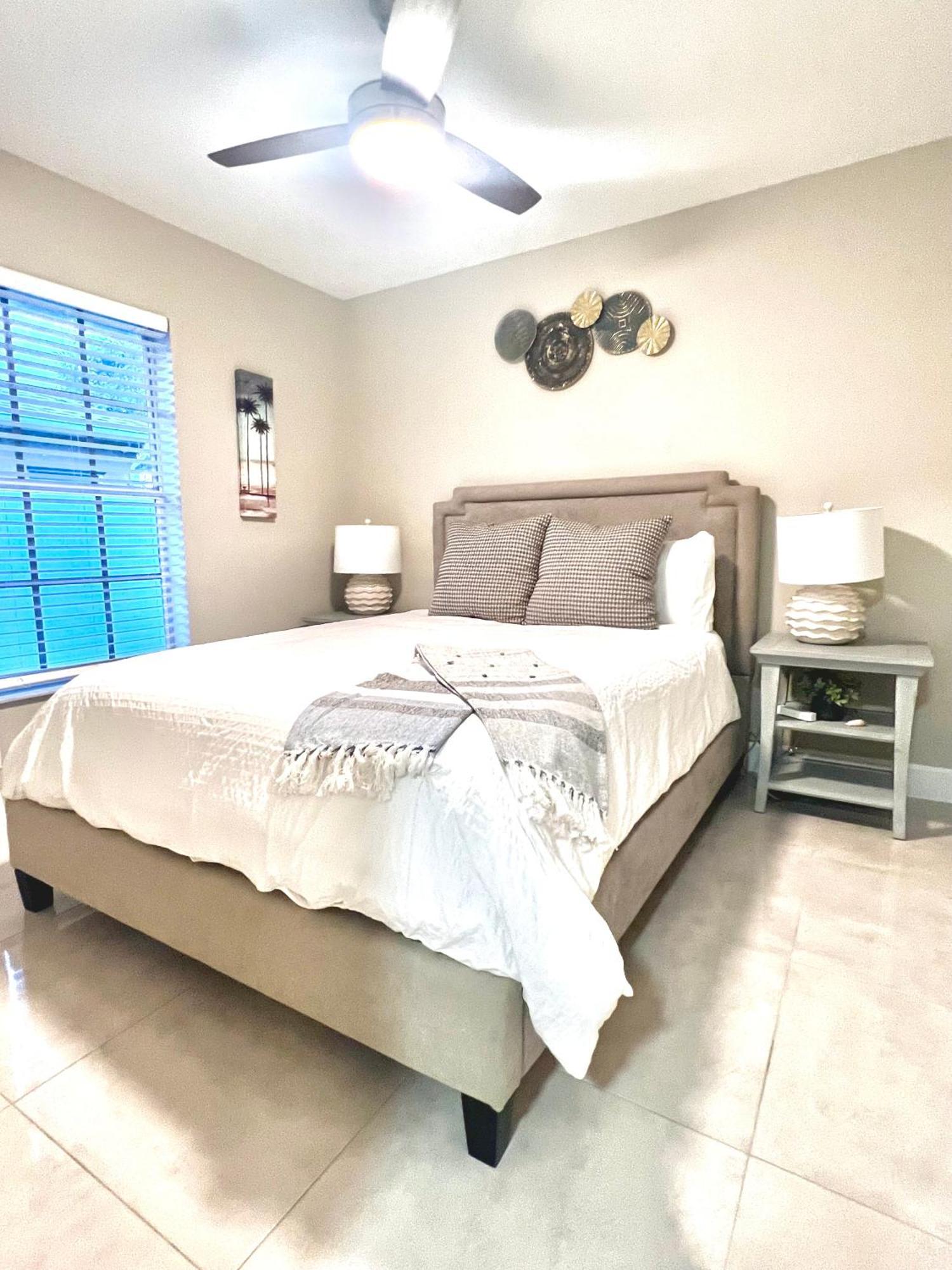 Spacious Home Near Downtown & The Beach Delray Beach Buitenkant foto